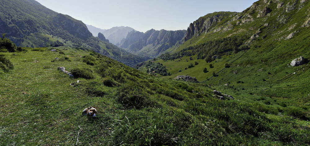Ruta de Caoru vista desde las Brañas de Tielve